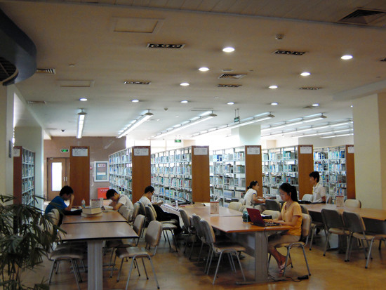 2014年臨漳縣教育體育局均衡教育學校圖書館配套設施采購項目